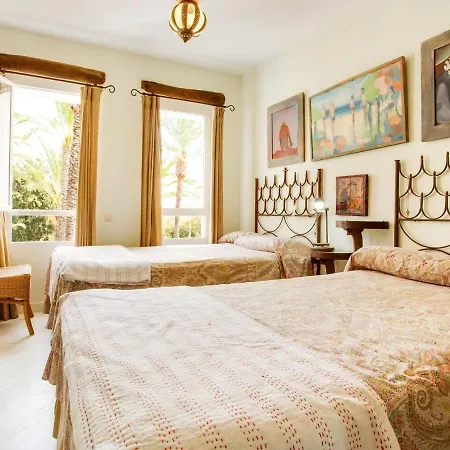 Belvilla By Oyo Apartment In San Roque Cadiz Sotogrande Exterior photo