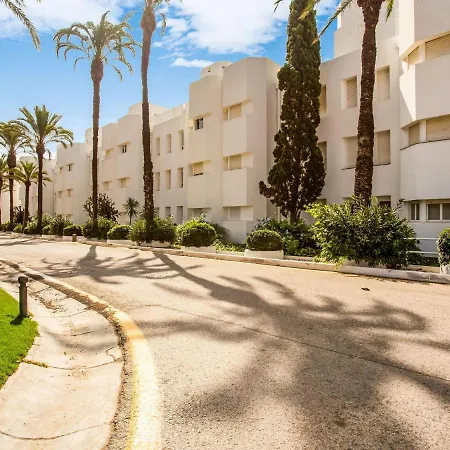 Belvilla By Oyo Apartment In San Roque Cadiz Sotogrande Exterior photo