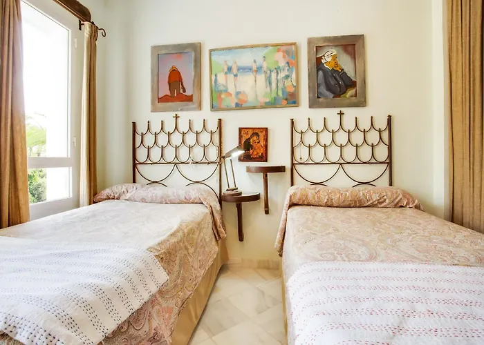 Belvilla By Oyo Apartment In San Roque Cadiz
